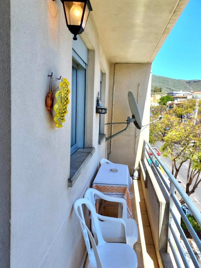 Cosy Apartment With Rooftop Terrace And Wifi Valle de San Lorenzo Kültér fotó