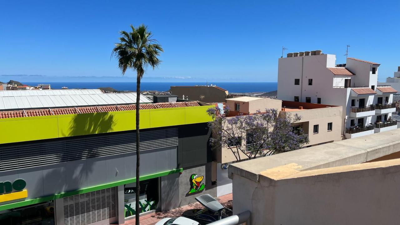 Cosy Apartment With Rooftop Terrace And Wifi Valle de San Lorenzo Kültér fotó